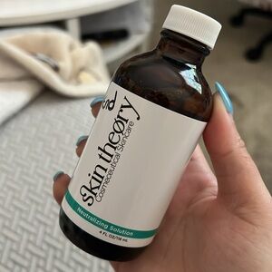 Skin Theory Neutralizing Solution